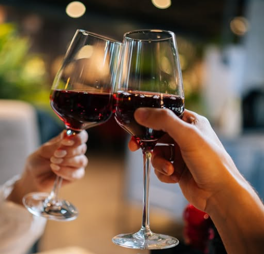 Вино Château Le Fantôme 2022 продано за 16 000 евро