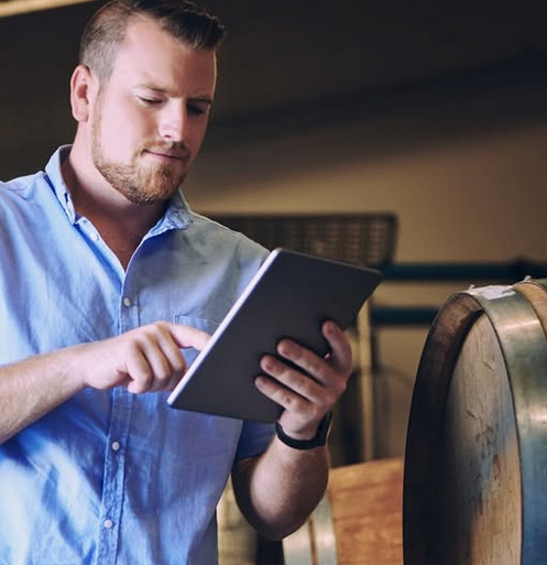 Английский винный магнат объявил о банкротстве из-за скандала