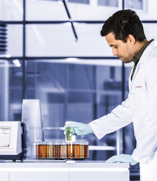 В Україні відкрили унікальну лабораторію контролю якості вина!