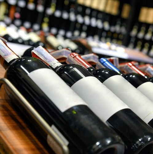 В Украине повысят минимальные цены на вино