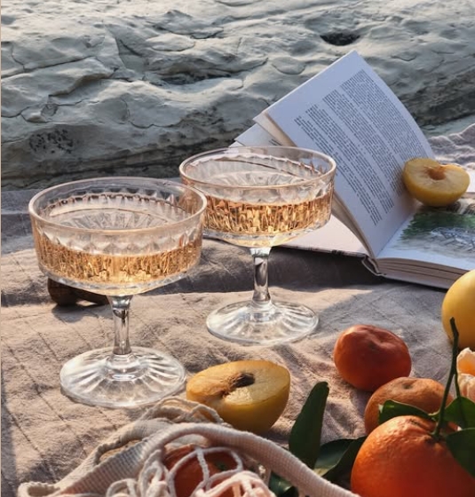 Лето – время вина и коктейлей!