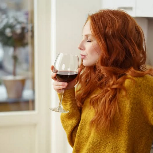 Красное вино и омоложение кожи